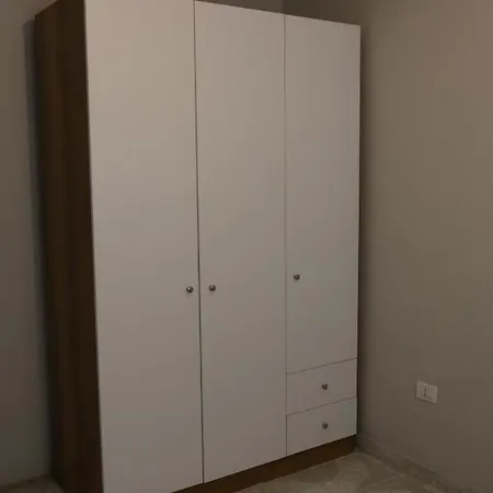 Hyla Apartment Golem (Tirana)